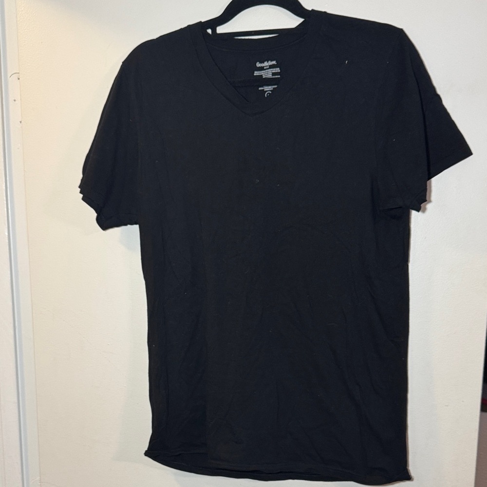 Goodfellow & Co Men's black  V-Neck Tee